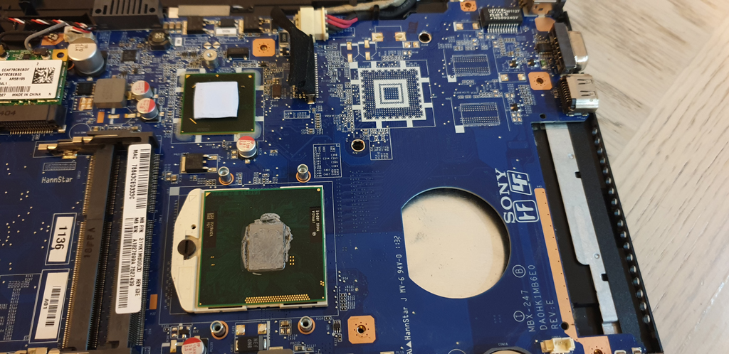 Removed Heatsink Exposing The Intel i5-2430M CPU